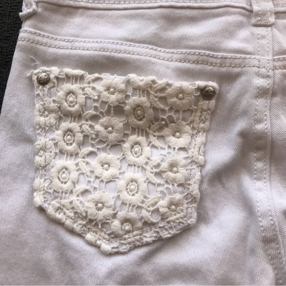 Almost Famous Premium Denim White Jeans Distressed Ripped Lace Details Skinny - Picture 6 of 10